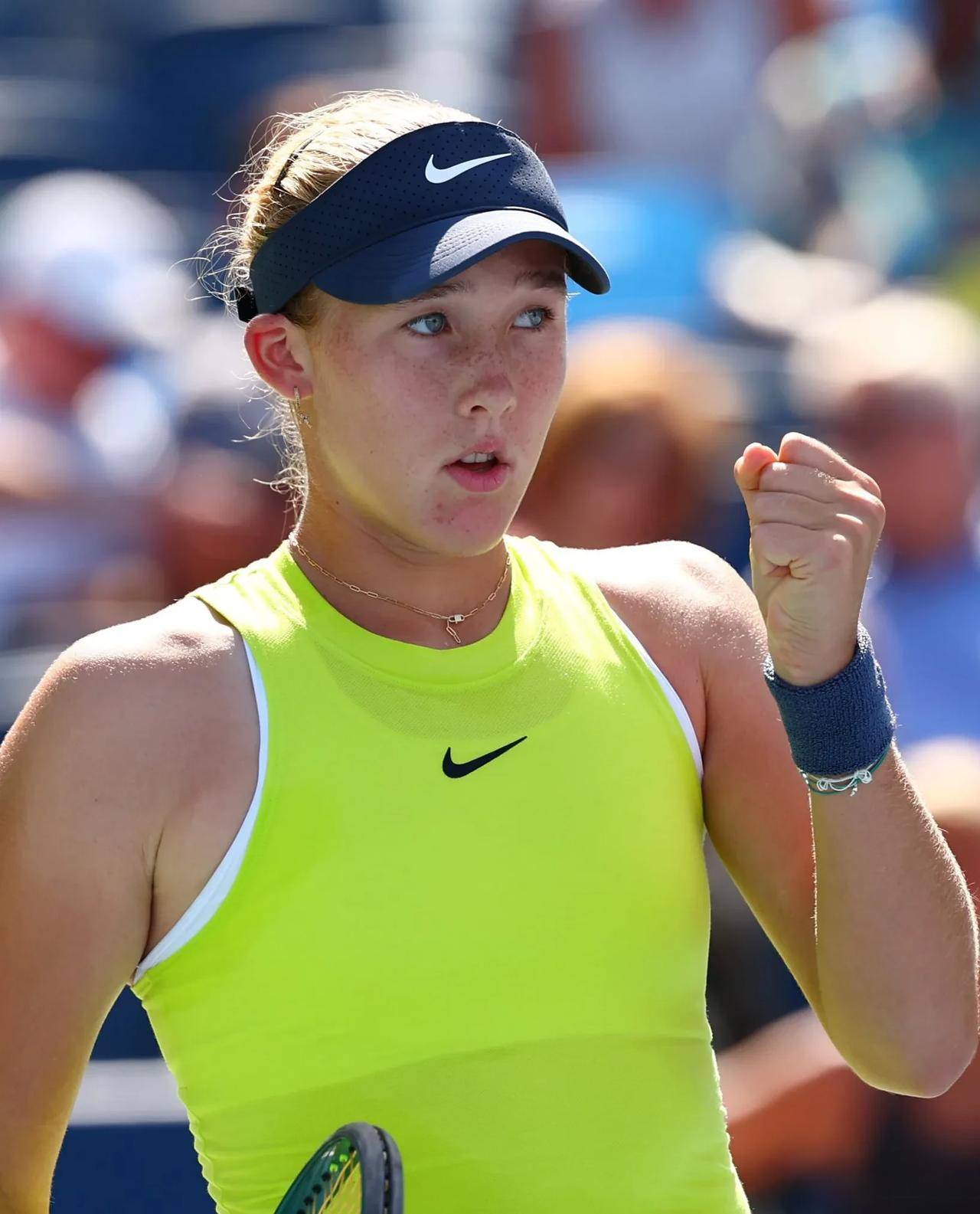 明对比的是 明对比的是