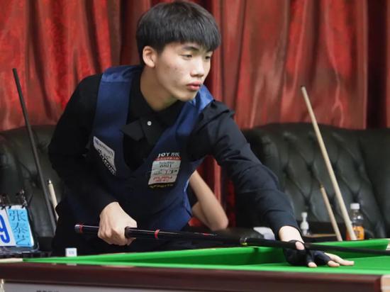 毛球竞技的 毛球竞技的