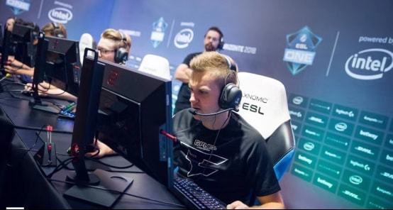 中路对比则 中路对比则