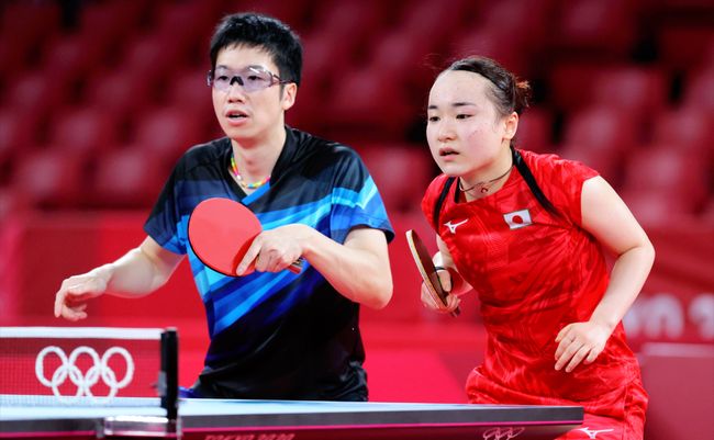 史镜像中更 史镜像中更